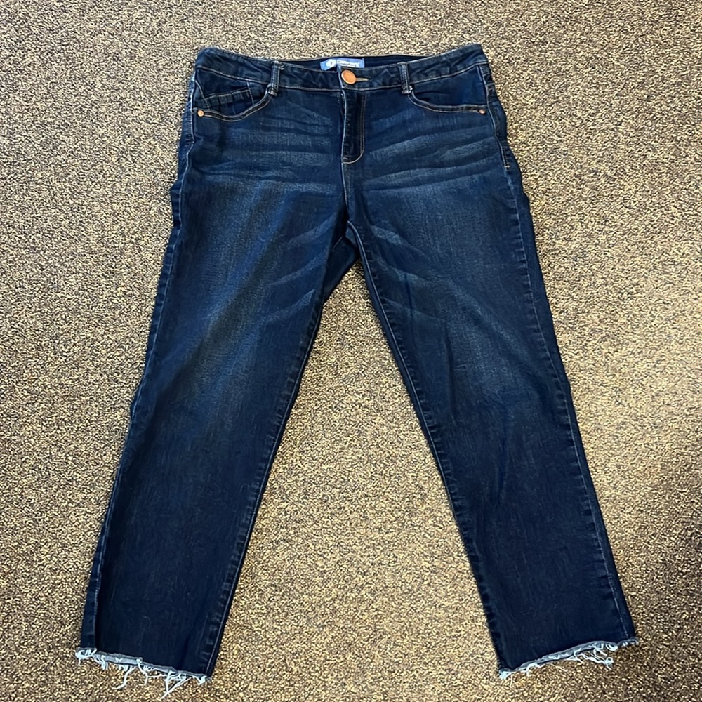 Democracy “Flex-ellent” straight leg jeans